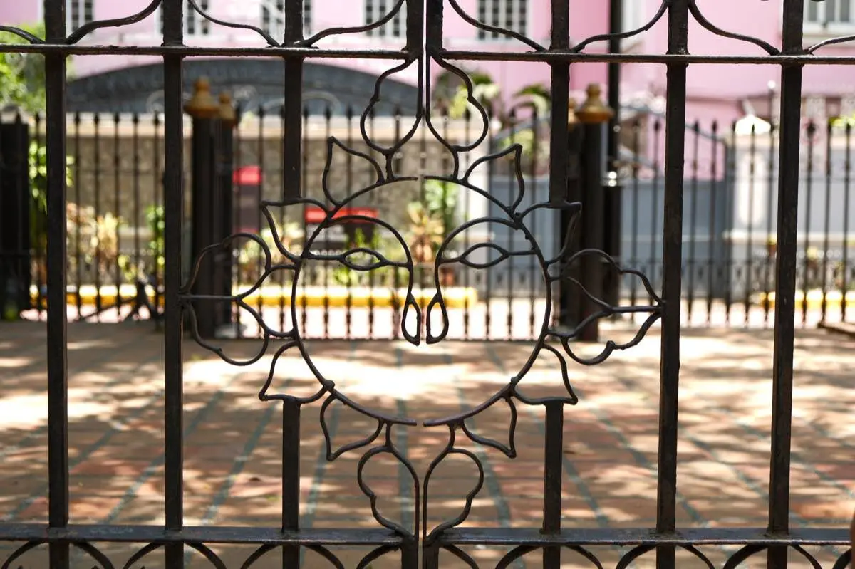 gate in Modesto, CA
