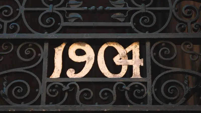 gate in Modesto, CA